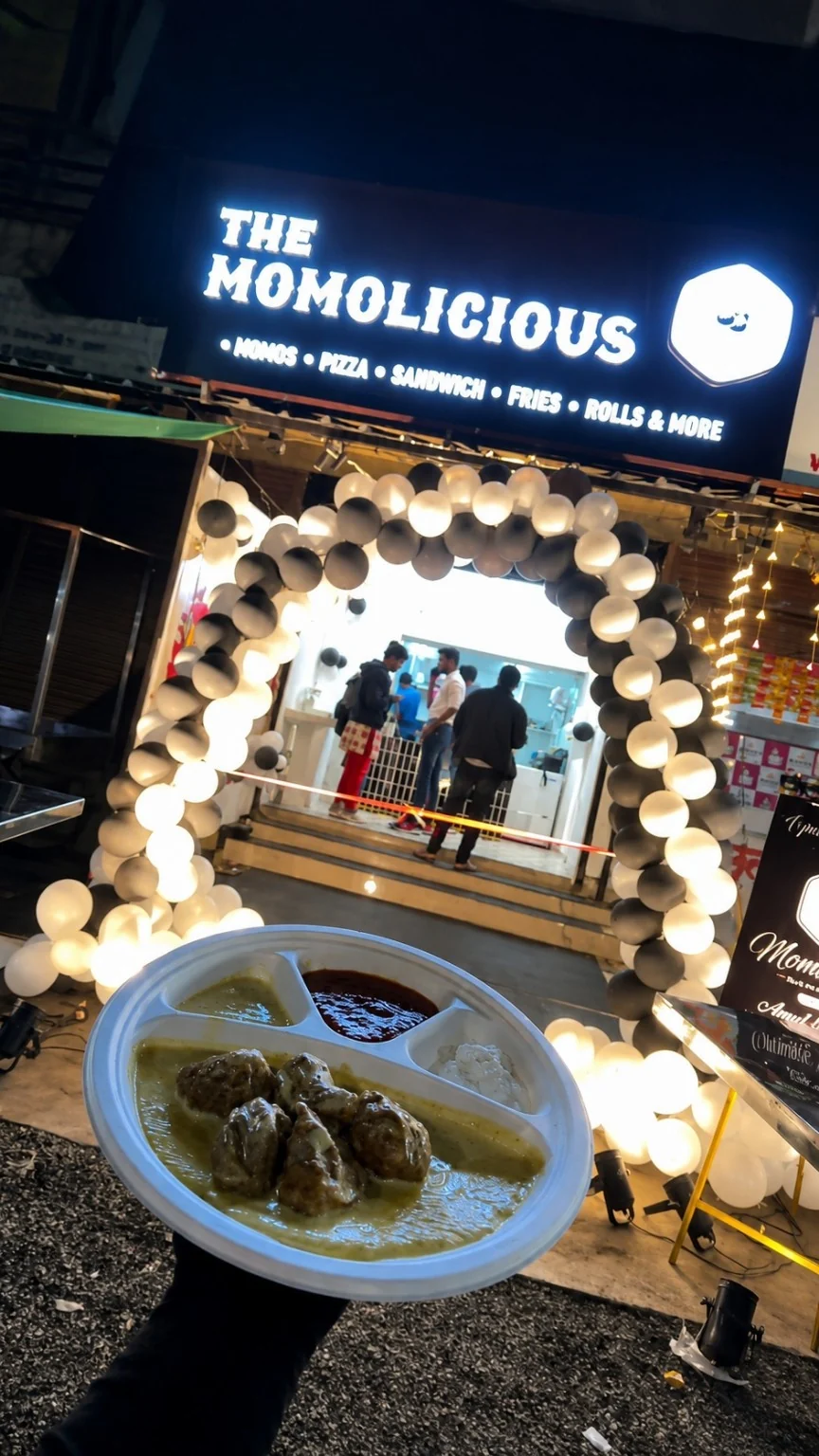 The Momolicious launch outlet moment with food